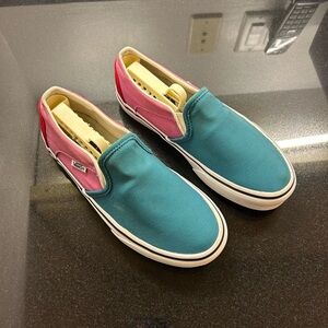 Colorblock slip-on Vans, women’s 6